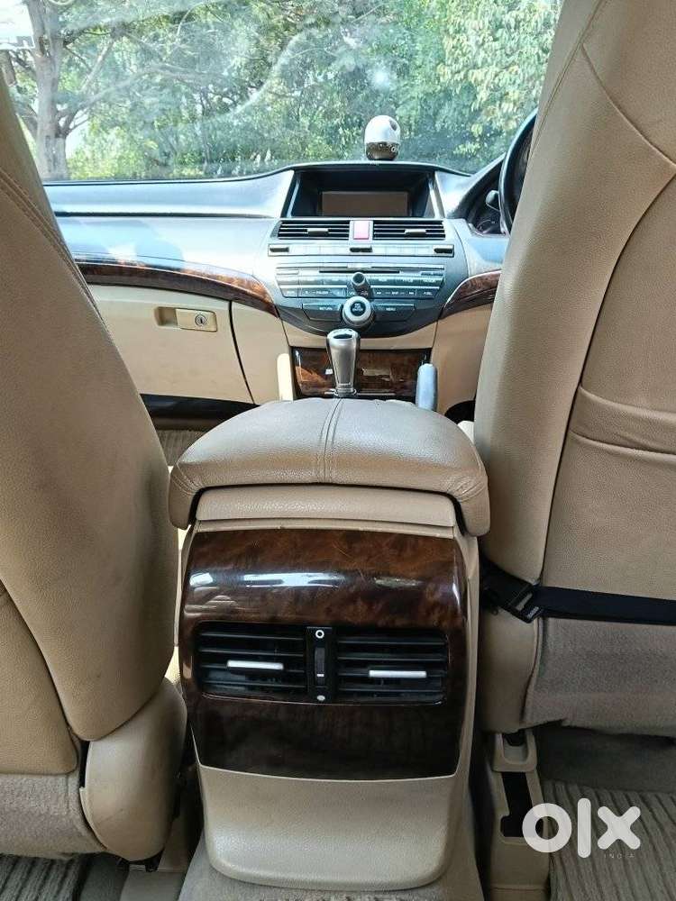 Honda Accord 2.4 Manual, 2010, Petrol