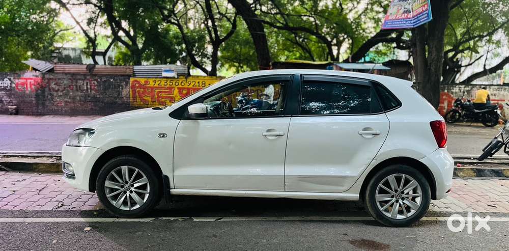 Volkswagen Polo Manual Petrol 2015