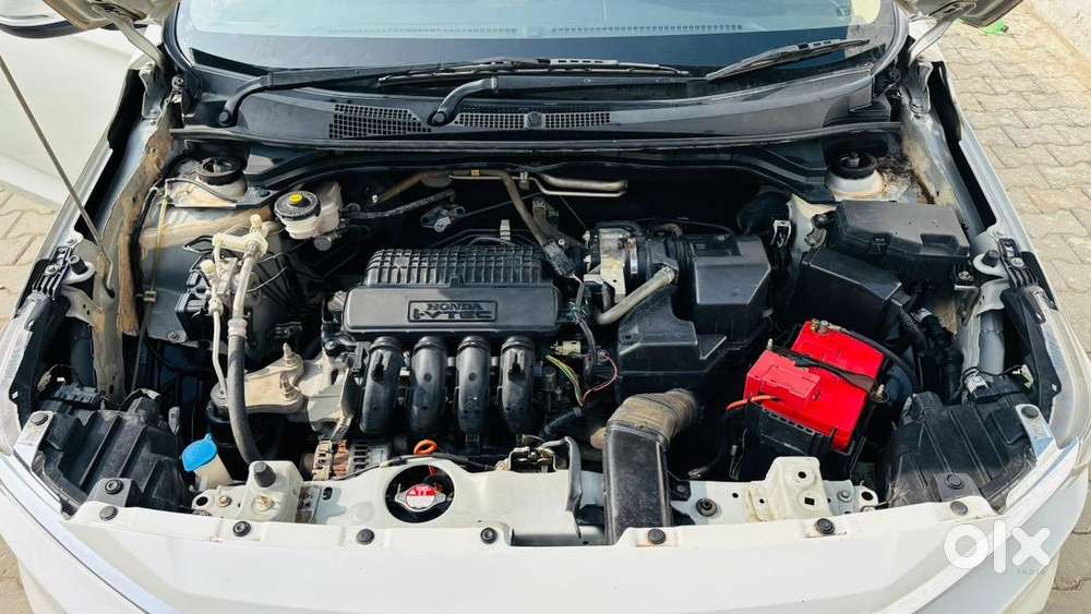 Honda Amaze 2022 Petrol Well Maintained