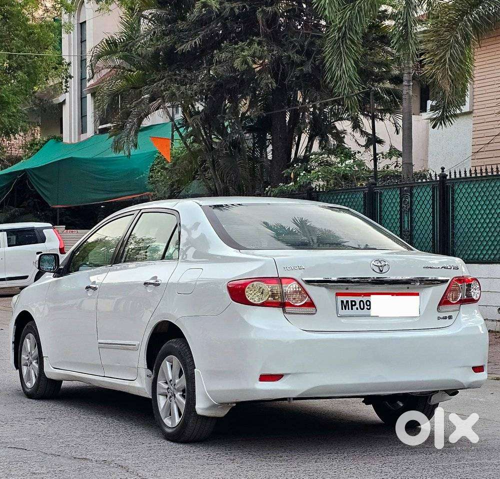 Toyota Corolla Altis 2010-2013 Diesel D4dg, 2011, Diesel
