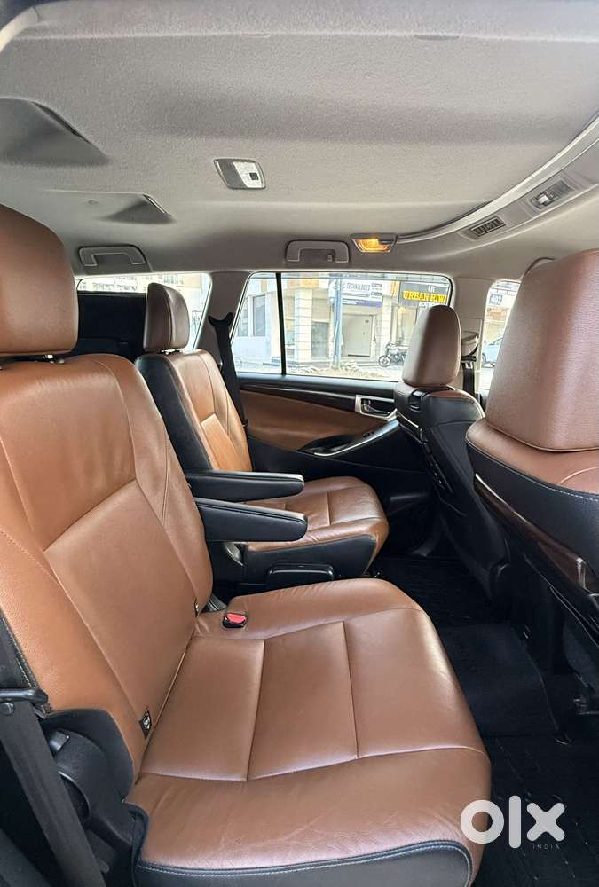 Toyota Innova Crysta 2.8z Automatic, 2018, Diesel