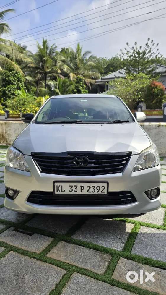 Toyota Innova 2013 3rd Owner