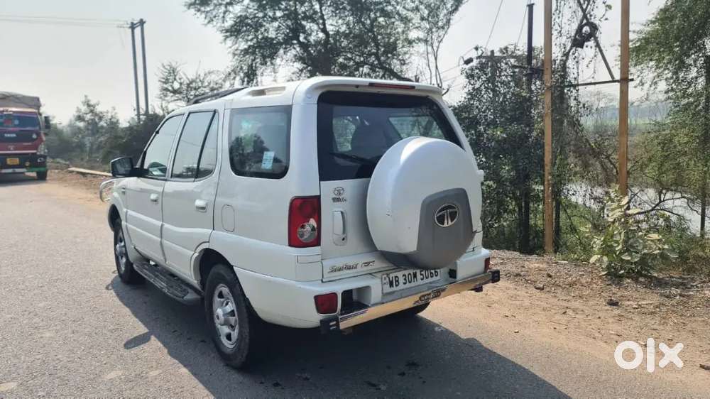 Tata Safari Dicore