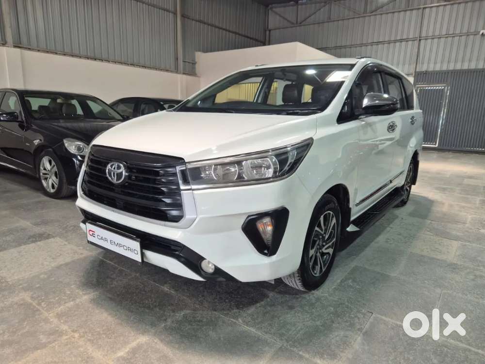 Toyota Innova Crysta 2.4 G Mt 7 Str, 2022, Diesel