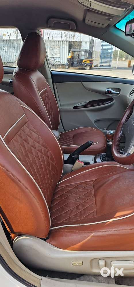 Toyota Corolla Altis 2011