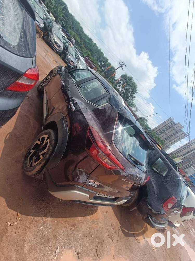 Nissan Magnite Xv Turbo Cvt Red Edition, 2021, Petrol