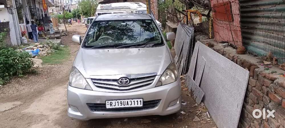 Toyota Innova Hycross 2.0 Gx 2nd