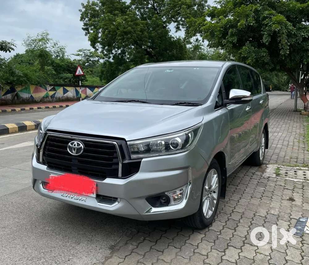 Toyota Innova Crysta 2.8 Zx At 7 Seater, 2016, Diesel
