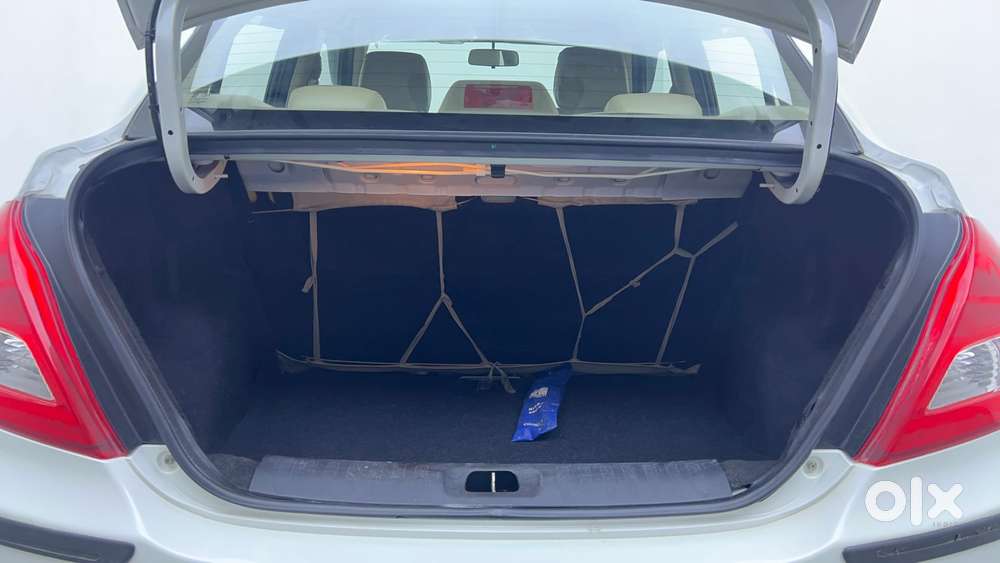 Maruti Suzuki Swift Dzire 1.2 Zxi, 2016, Petrol