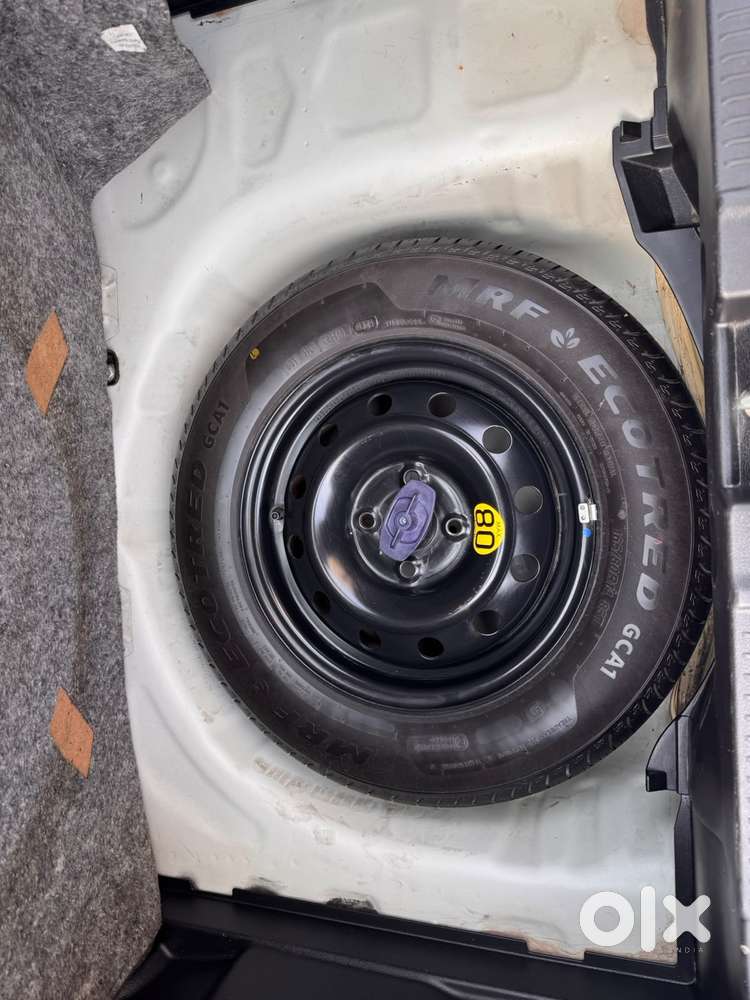 Maruti Suzuki Swift 1.3 Zxi, 2024, Petrol