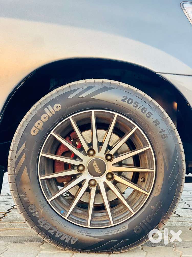 Toyota Innova 2.5 G (diesel) 8 Seater, 2016, Diesel