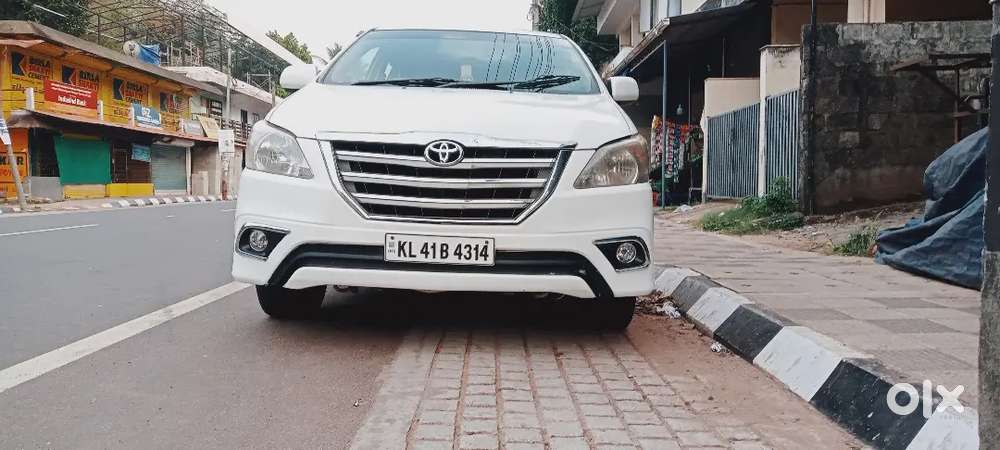 Toyota Innova 2008 Diesel 205974 Km Driven 
Orginal Kerala 
8 Seater