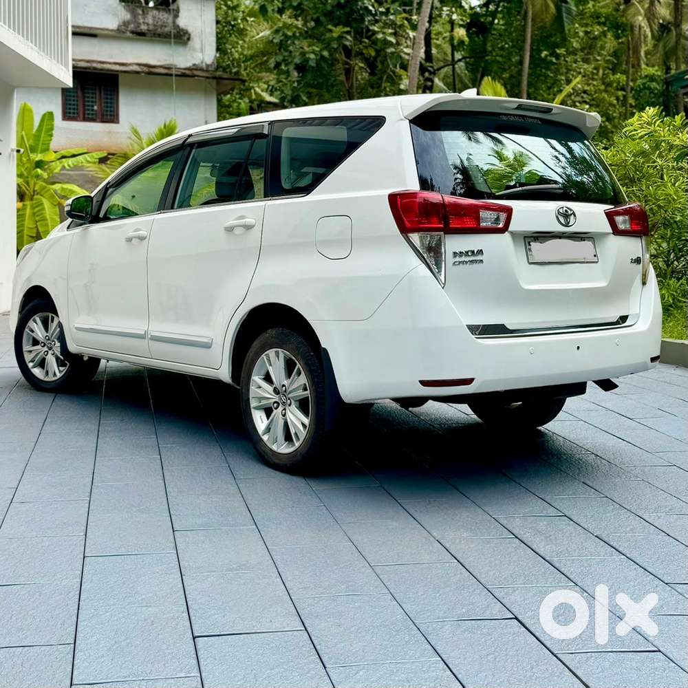 Toyota Innova Crysta 2017 Diesel Automatic
