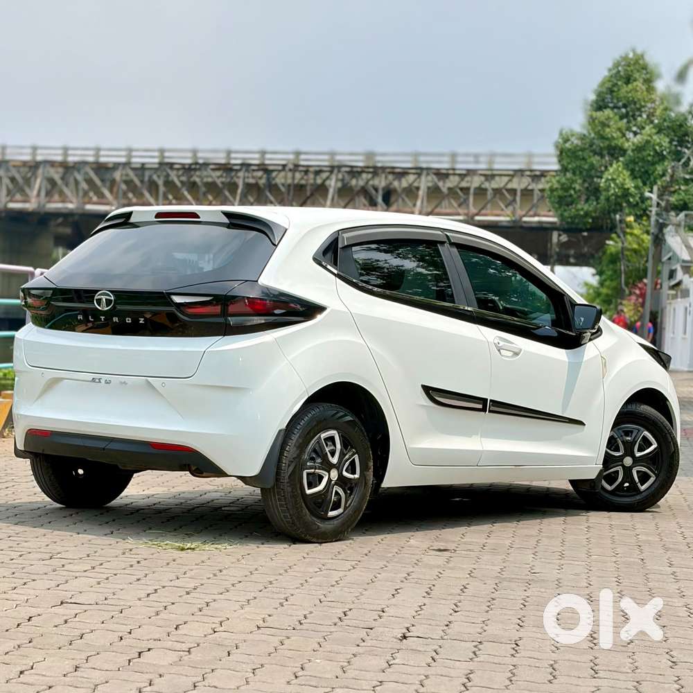 Tata Altroz 1.2 Xm, 2021, Petrol