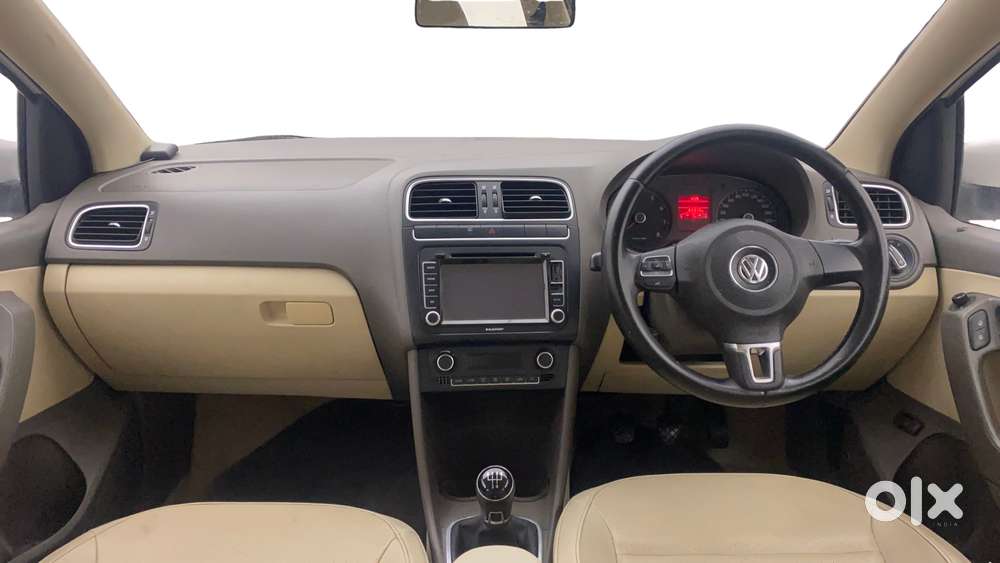 Volkswagen Vento 2010-2013 Petrol Highline, 2014, Petrol