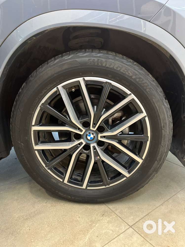 Bmw Ix1 2025 Electric 27000 Km Driven
