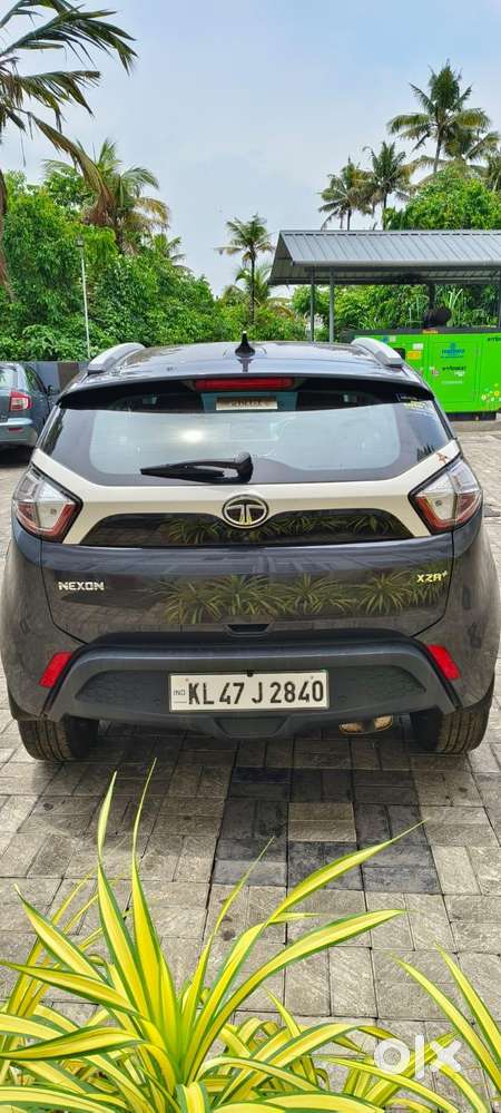 Tata Nexon Amt Xza Plus, 2019, Petrol