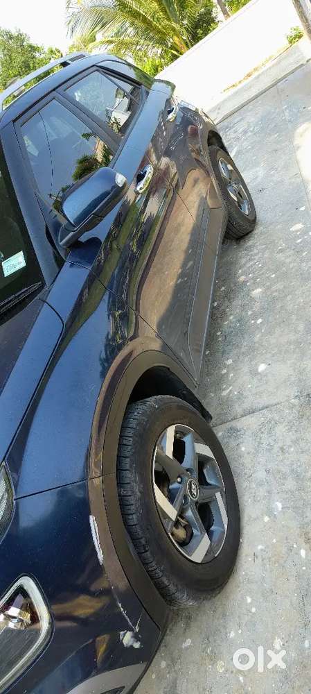 Hyundai Venue 2020 Diesel 105000 Km Driven