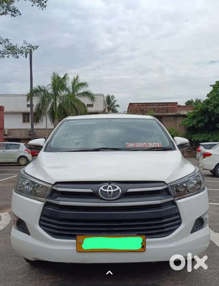 Toyota Innova Crysta 2.4 G 2018