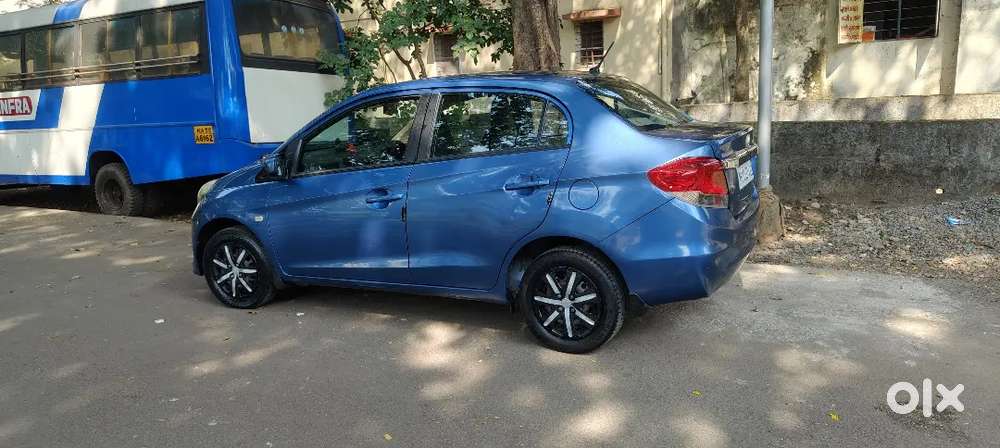 Honda Amazes I-vtec Family Use Car