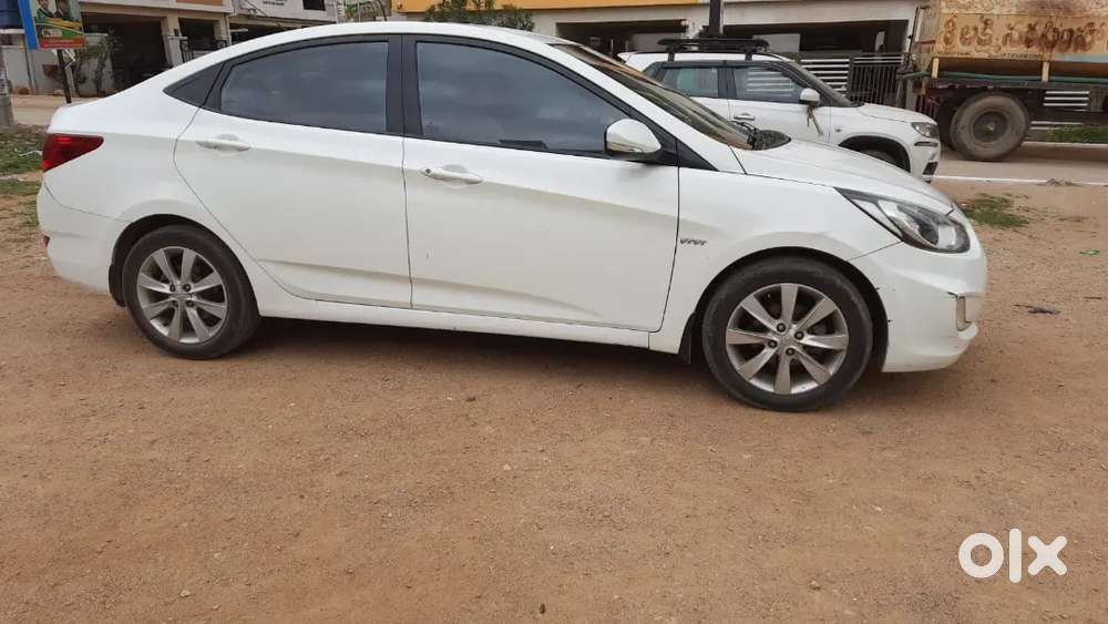 Hyundai Verna Sx Petrol 2012 Manual