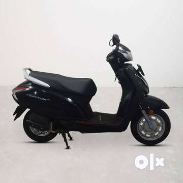 Honda best sale activa delux