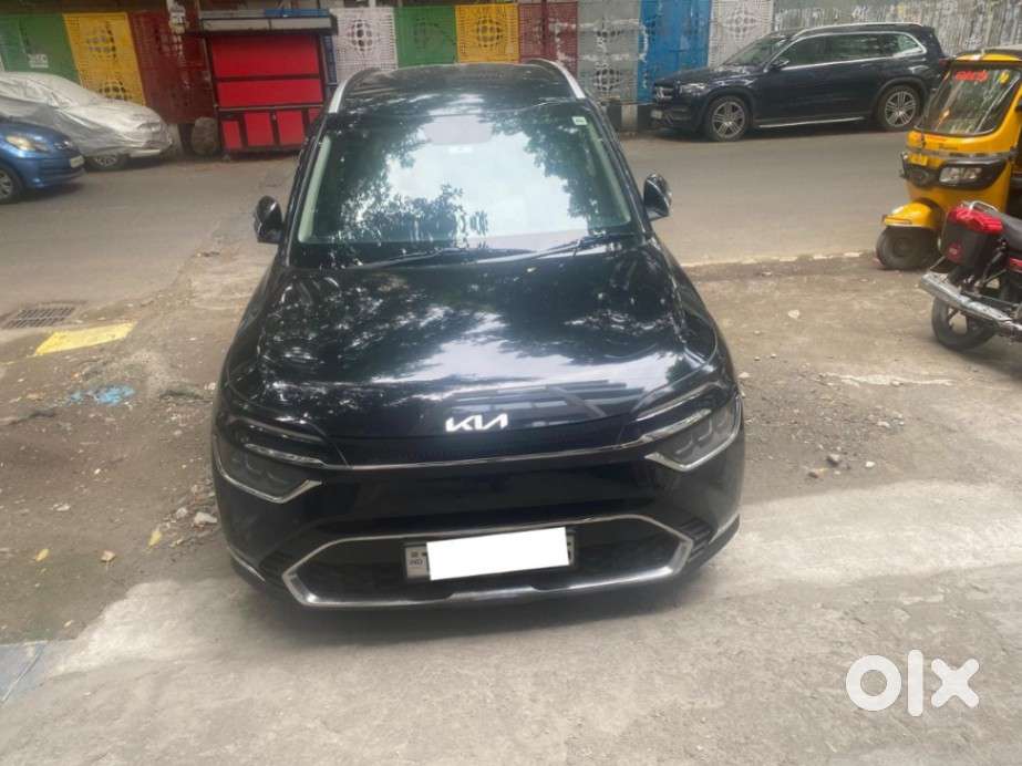 Kia Carens 1.4 Luxury 7 Str, 2022, Petrol
