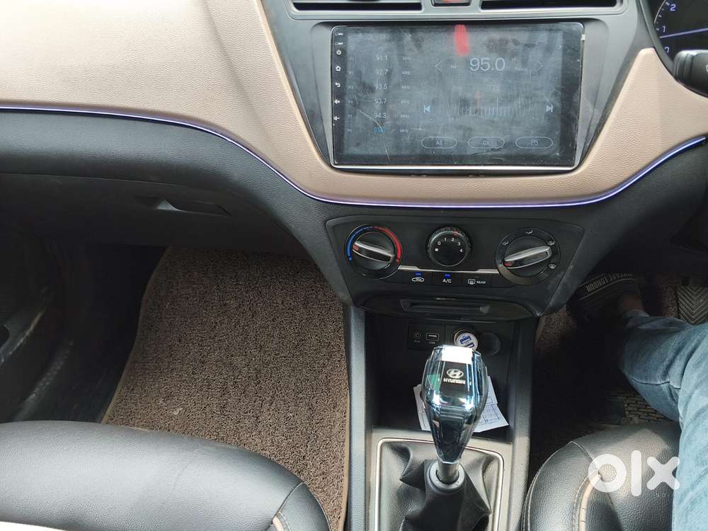 Hyundai Elite I20 Sportz (o) 1.2, 2017, Petrol