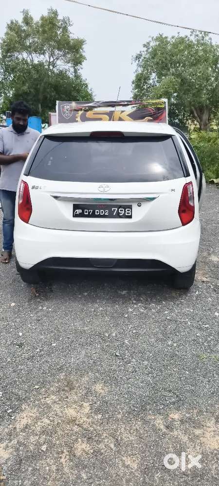 Tata Bolt 2016 Diesel 90000 Km 
Chilld Ac 
Engine Good
