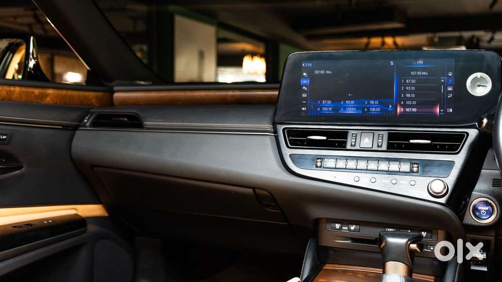 Lexus Es 300h Exquisite, 2021, Petrol