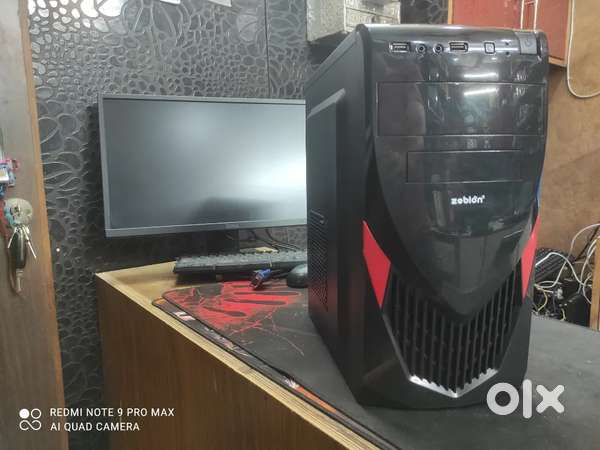 Core i3 CPU, 8gb RAM, 500gb HDD, 2gb graphics