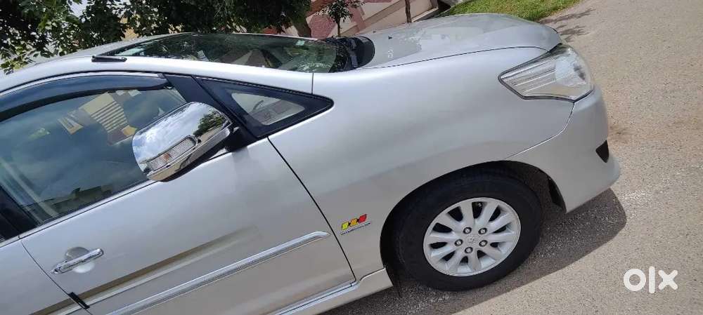 Toyota Innova Vx 2013 Petrol