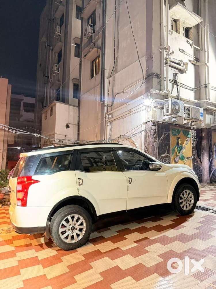 Xuv 500 W10 Top Model Diesel 2017 Vip Number 2000
