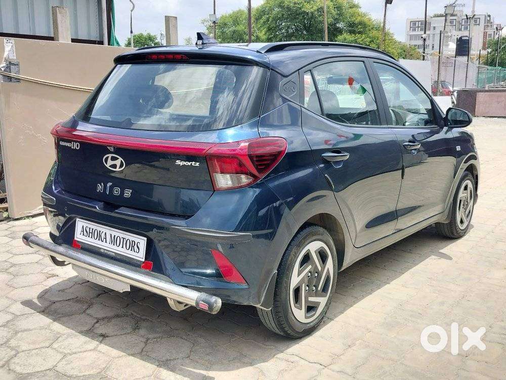 Hyundai Grand I10 Nios Amt Sportz, 2023, Petrol