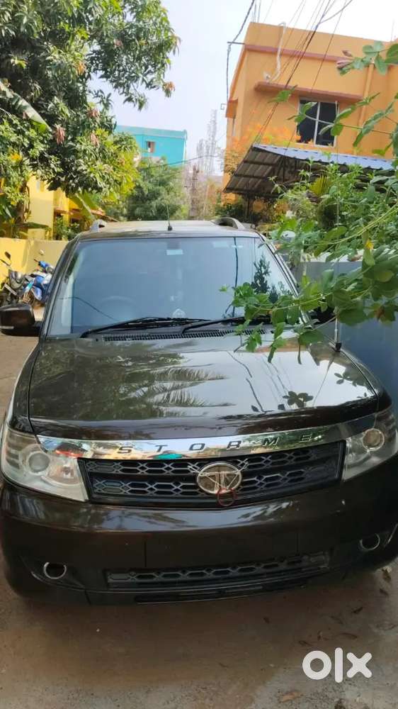 Tata Safari Storme 2018