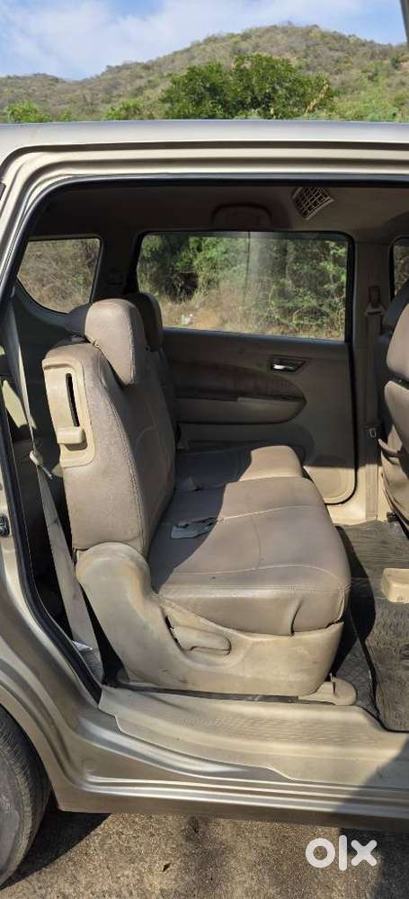 Maruti Suzuki Ertiga 1.5 Vxi, 2014, Petrol