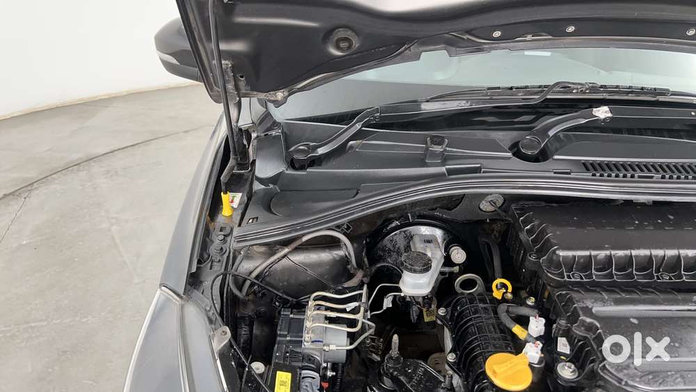 Tata Tiago Xza, 2022, Petrol