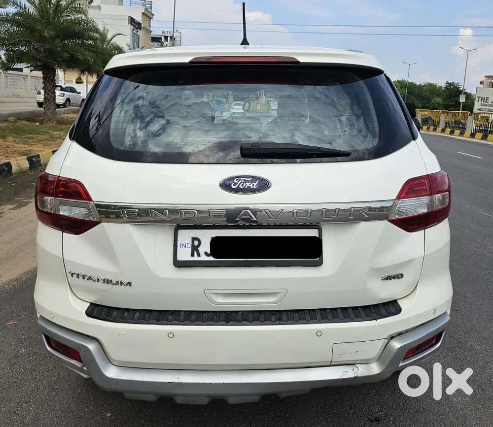 Ford Endeavour 2017 Diesel 145000 Km Driven