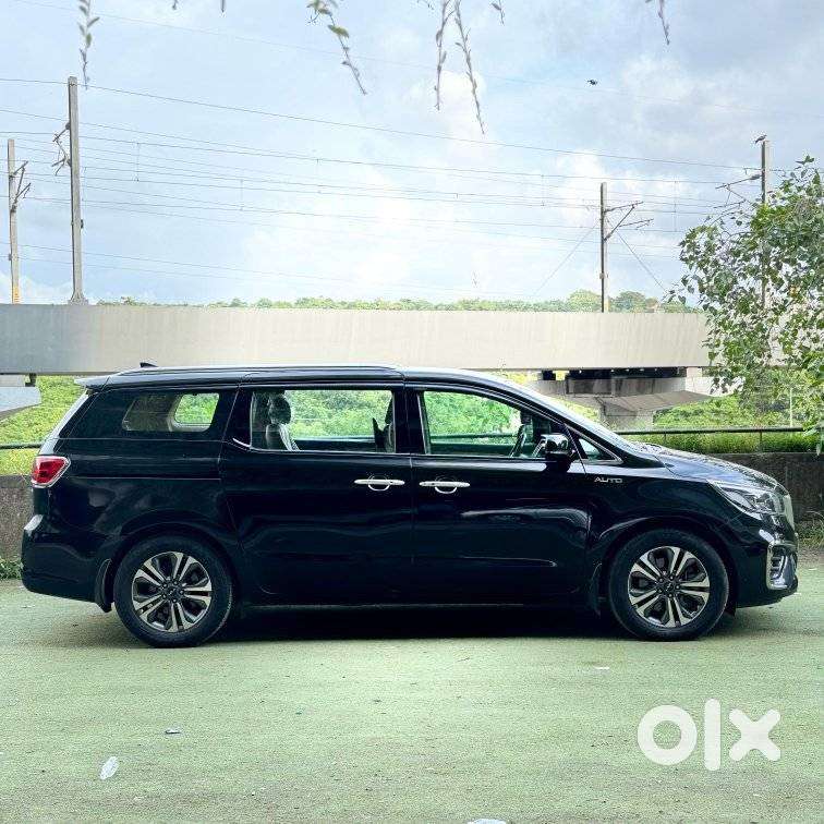 Kia Carnival Limousine Plus 7 Str, 2022, Diesel