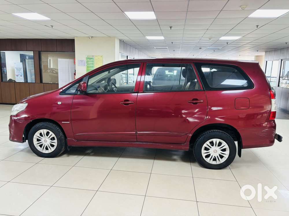 Toyota Innova 2.5 G (diesel) 7 Seater Bs Iv, 2014, Diesel