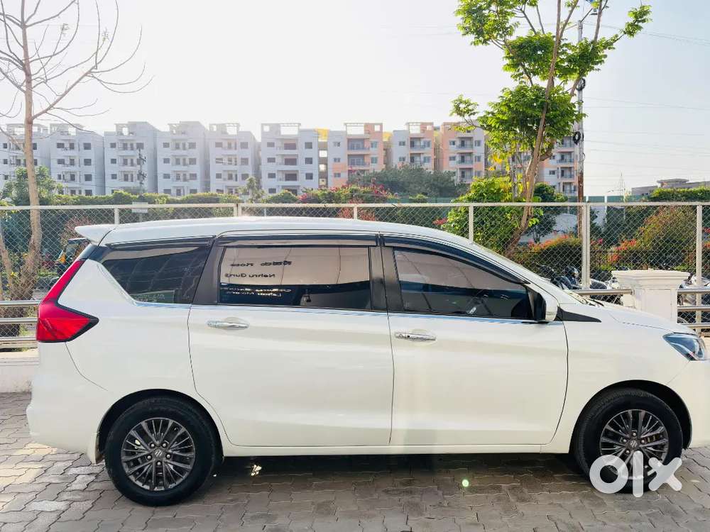 Maruti Suzuki Ertiga 2021 Petrol 75000 Km Driven