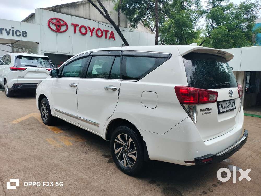 Toyota Innova Crysta 2.4 G Mt, 2022, Diesel