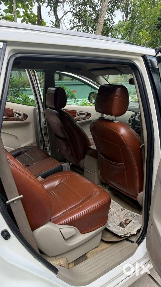 Toyota Innova Diesel 2014