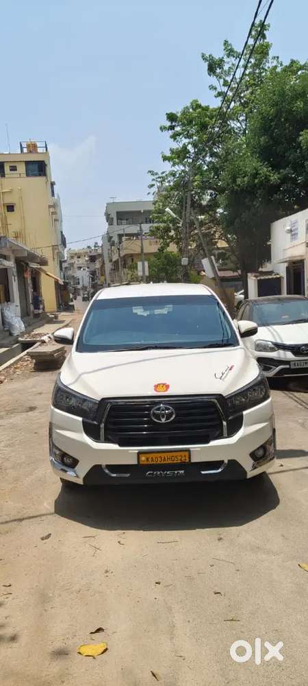 Toyota Innova Crysta 2019