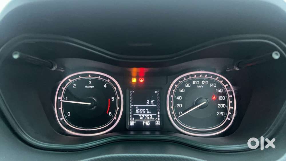 Maruti Suzuki Vitara Brezza Zdi+ Dual Tone Mt, 2017, Diesel