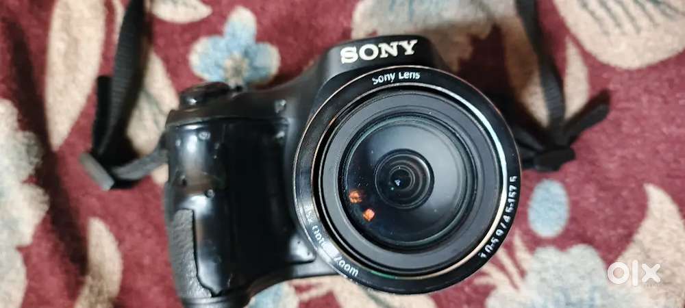 Sony Camera for Sale &ndash; ₹8,000 (Negotiable)