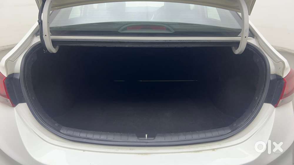 Hyundai Verna [ ] Fluidic 4s 1.6 Crdi Sx (o) At, 2019, Petrol