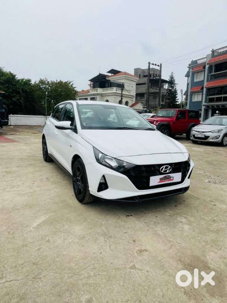Hyundai I20 Sportz Plus Cvt, 2022, Petrol