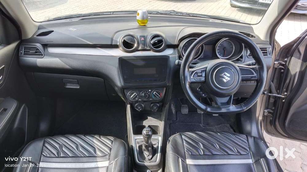 Maruti Suzuki Swift, 2022, Petrol