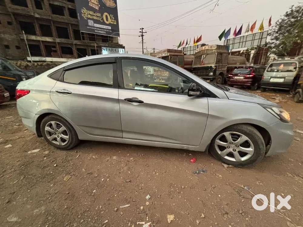 Hyundai Verna 2011 Cng & Petrol 77000 Km Driven